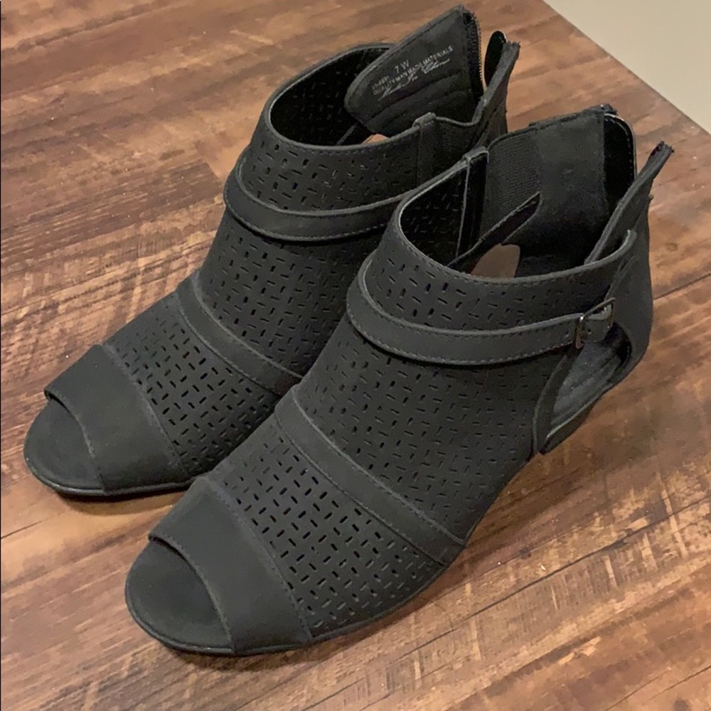 Easy Street black booties, open toe